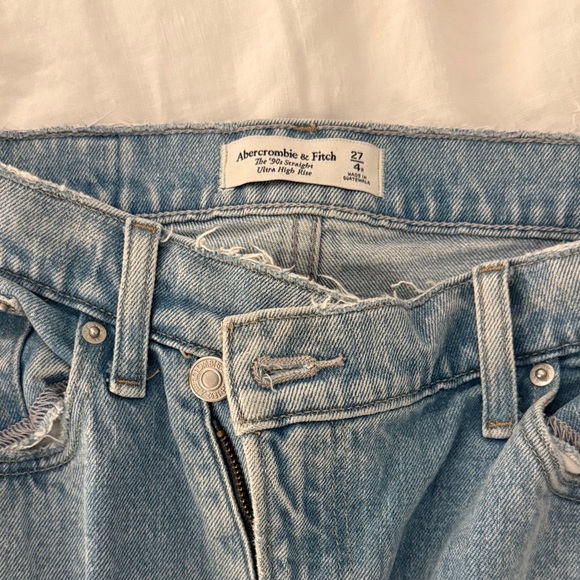 Abercrombie Jean Bundle - Picture 2 of 6